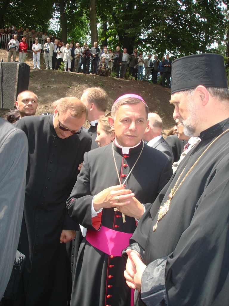Odsloniecie Pomnika na Wzgorzach Wuleckich33.JPG